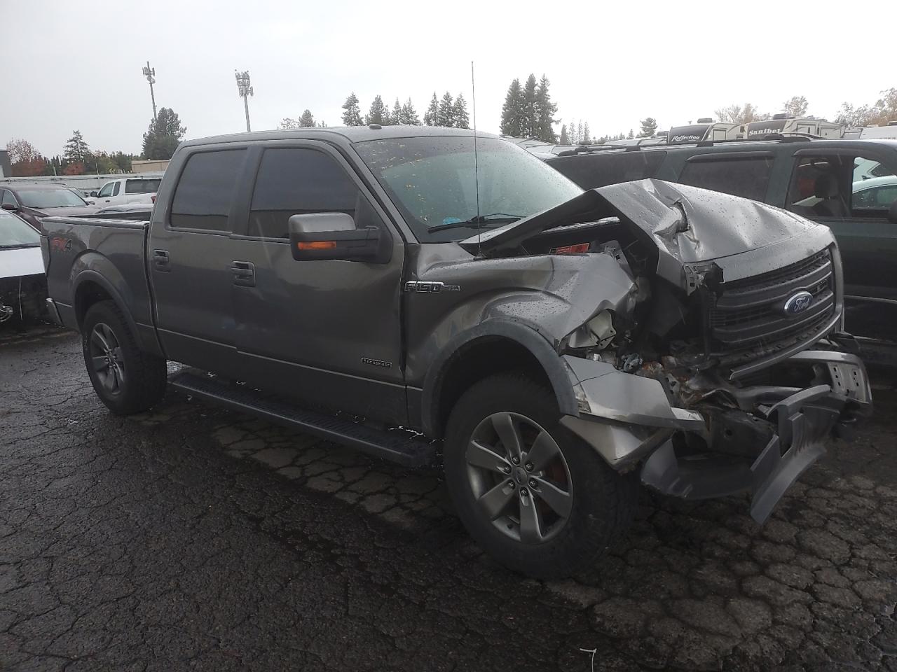 FORD F-150 SUPERCREW