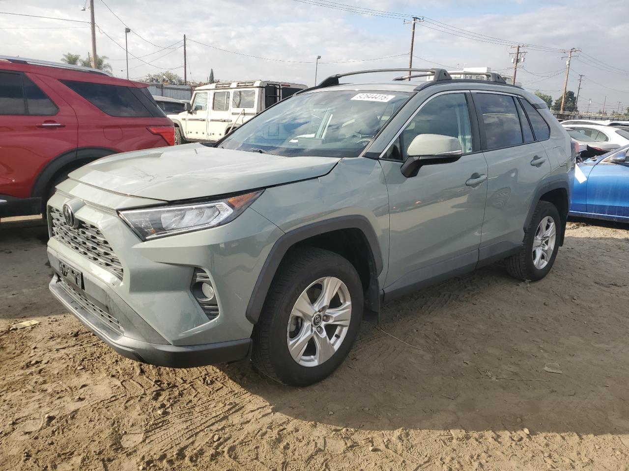 TOYOTA RAV4 XLE