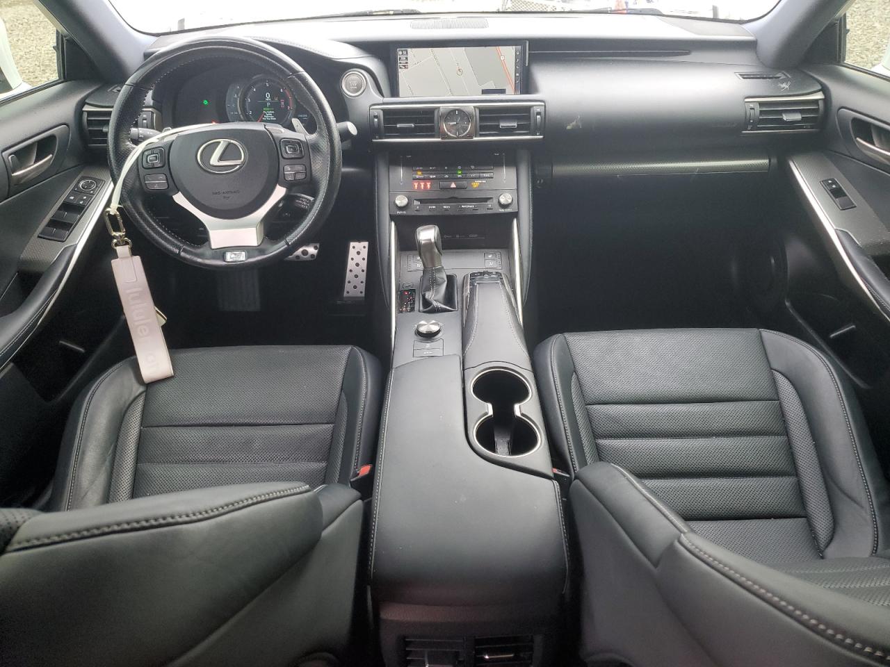 LEXUS IS 200T