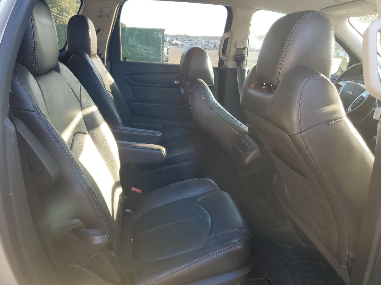 CHEVROLET TRAVERSE LT