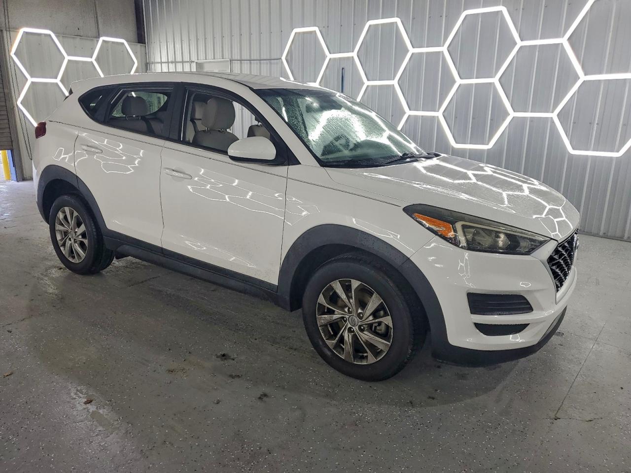 Lot #3305325305 2020 HYUNDAI TUCSON SE