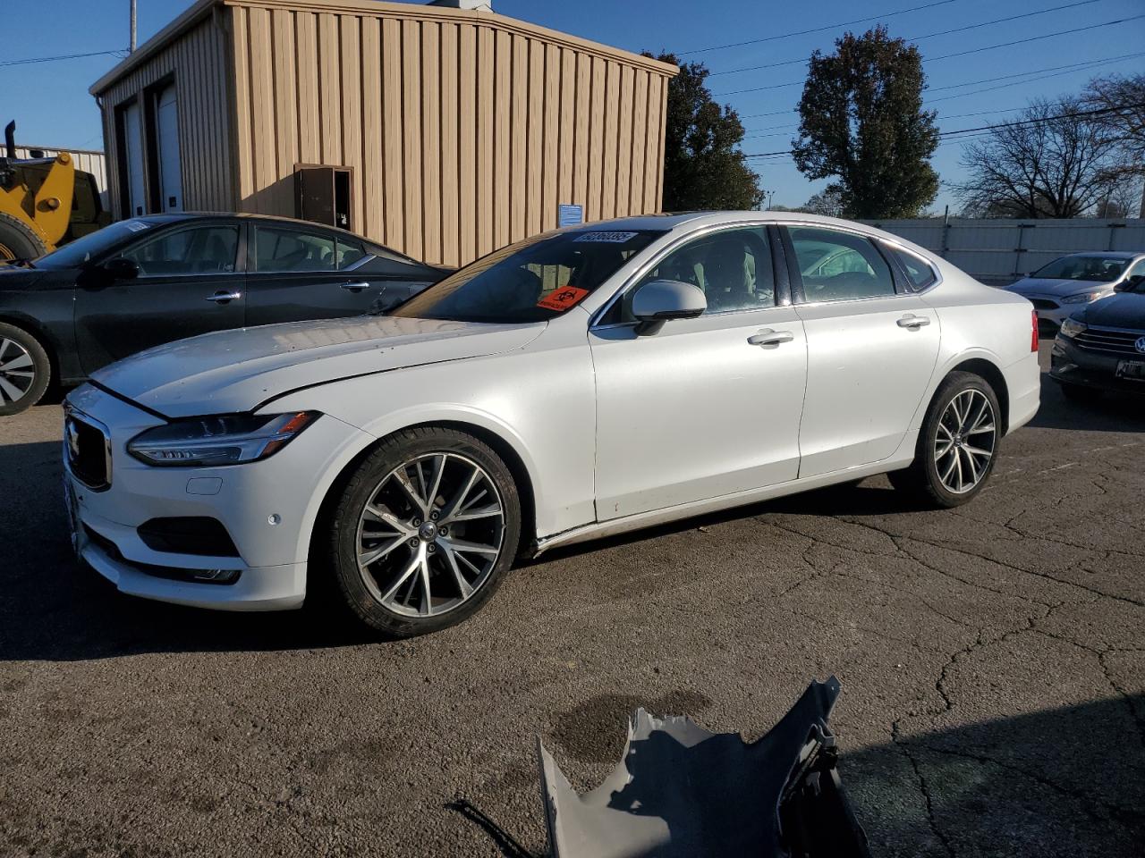 Lot #3308311207 2017 VOLVO S90 T6 MOM