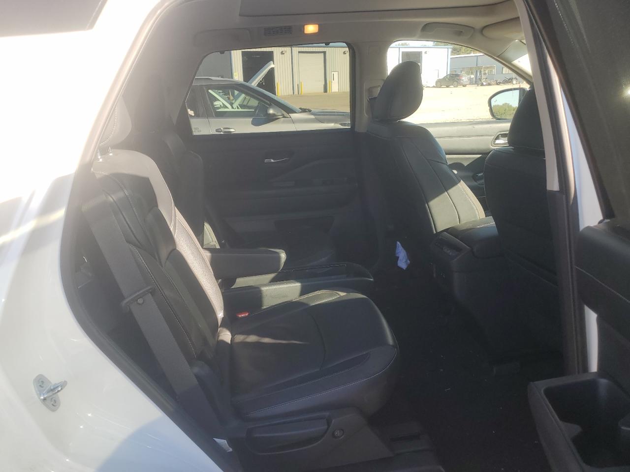 NISSAN PATHFINDER SL