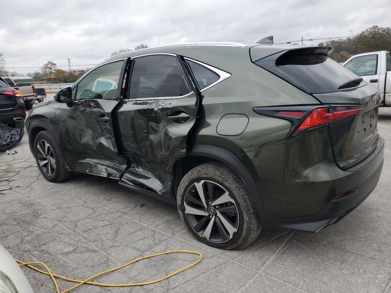 LEXUS NX 300 BASE