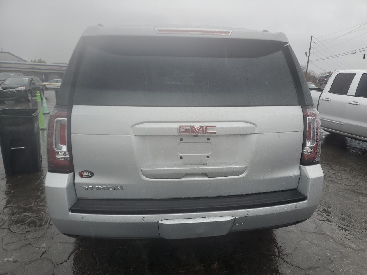GMC YUKON SLT