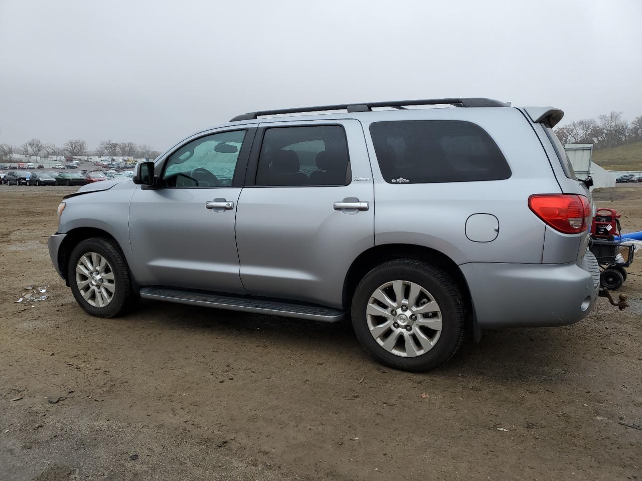 TOYOTA SEQUOIA PLATINUM