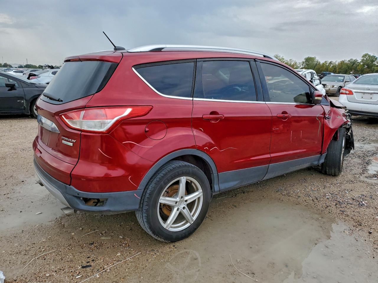 FORD ESCAPE TITANIUM