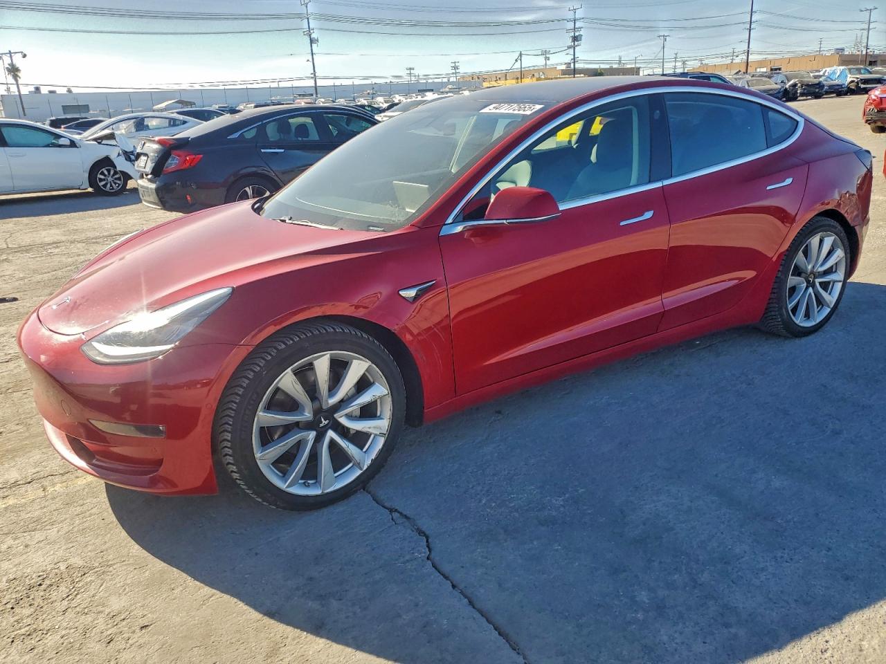 TESLA MODEL 3