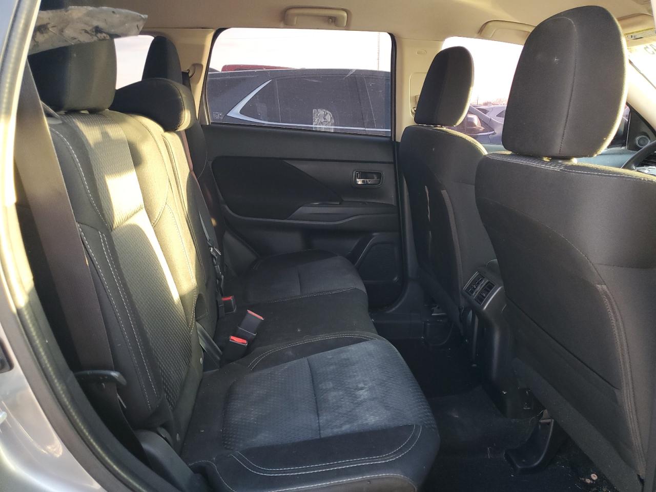 MITSUBISHI OUTLANDER ES