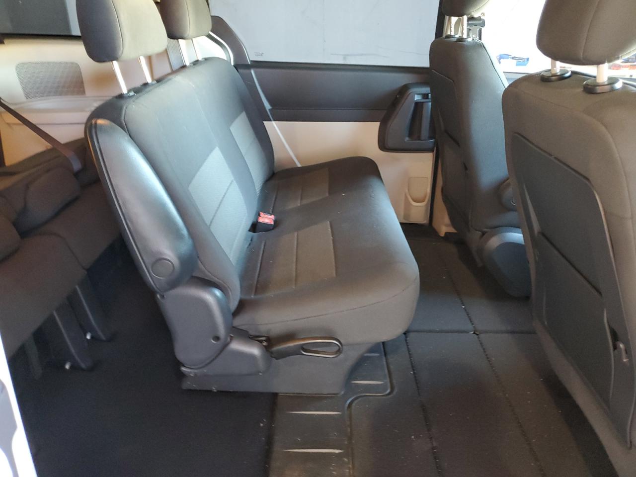 Lot #3303639940 2008 DODGE GRAND CARA