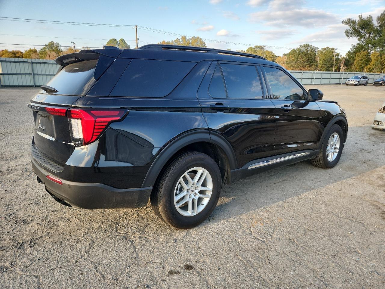 FORD EXPLORER ACTIVE