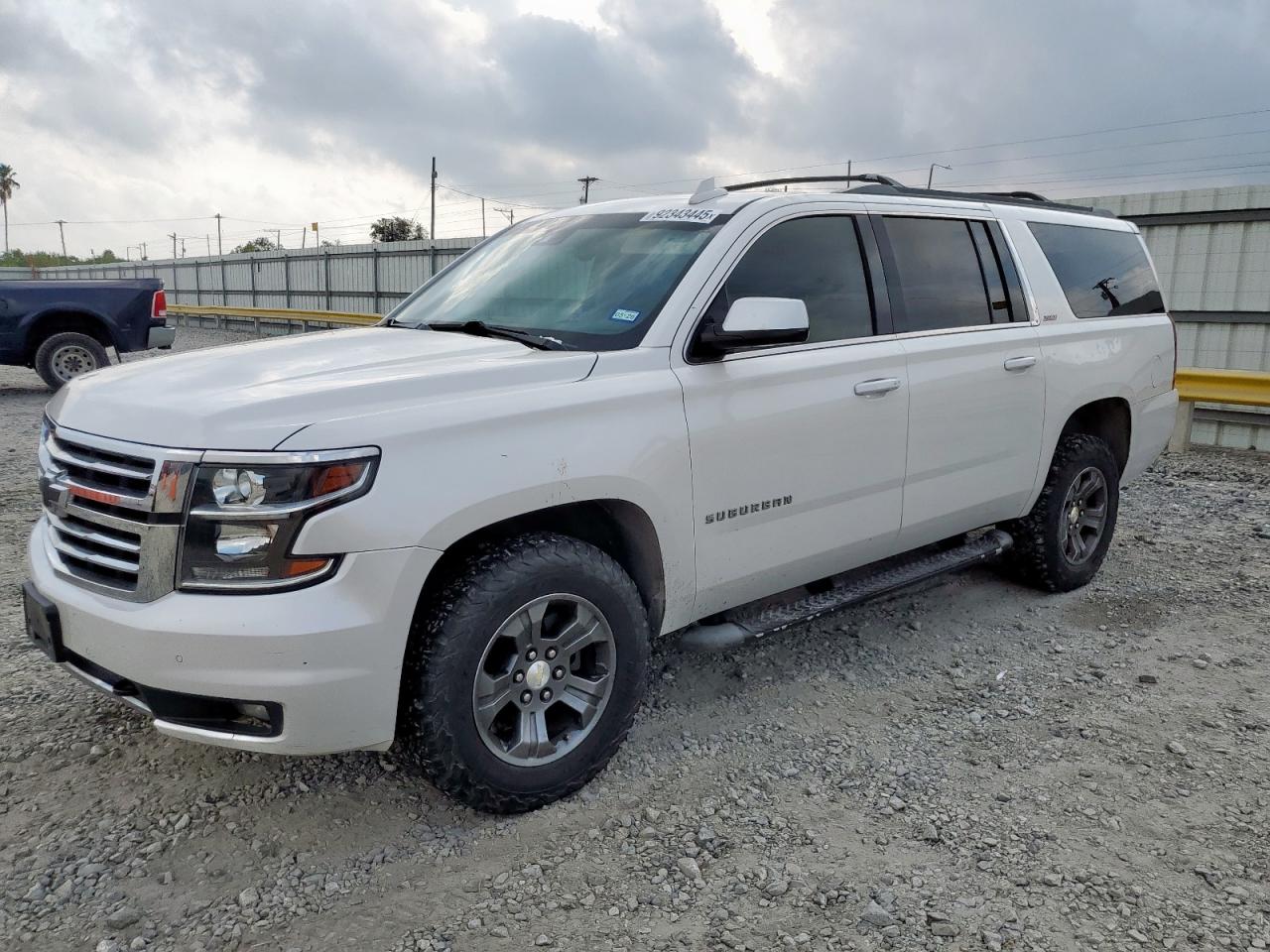 CHEVROLET SUBURBAN K1500 LT