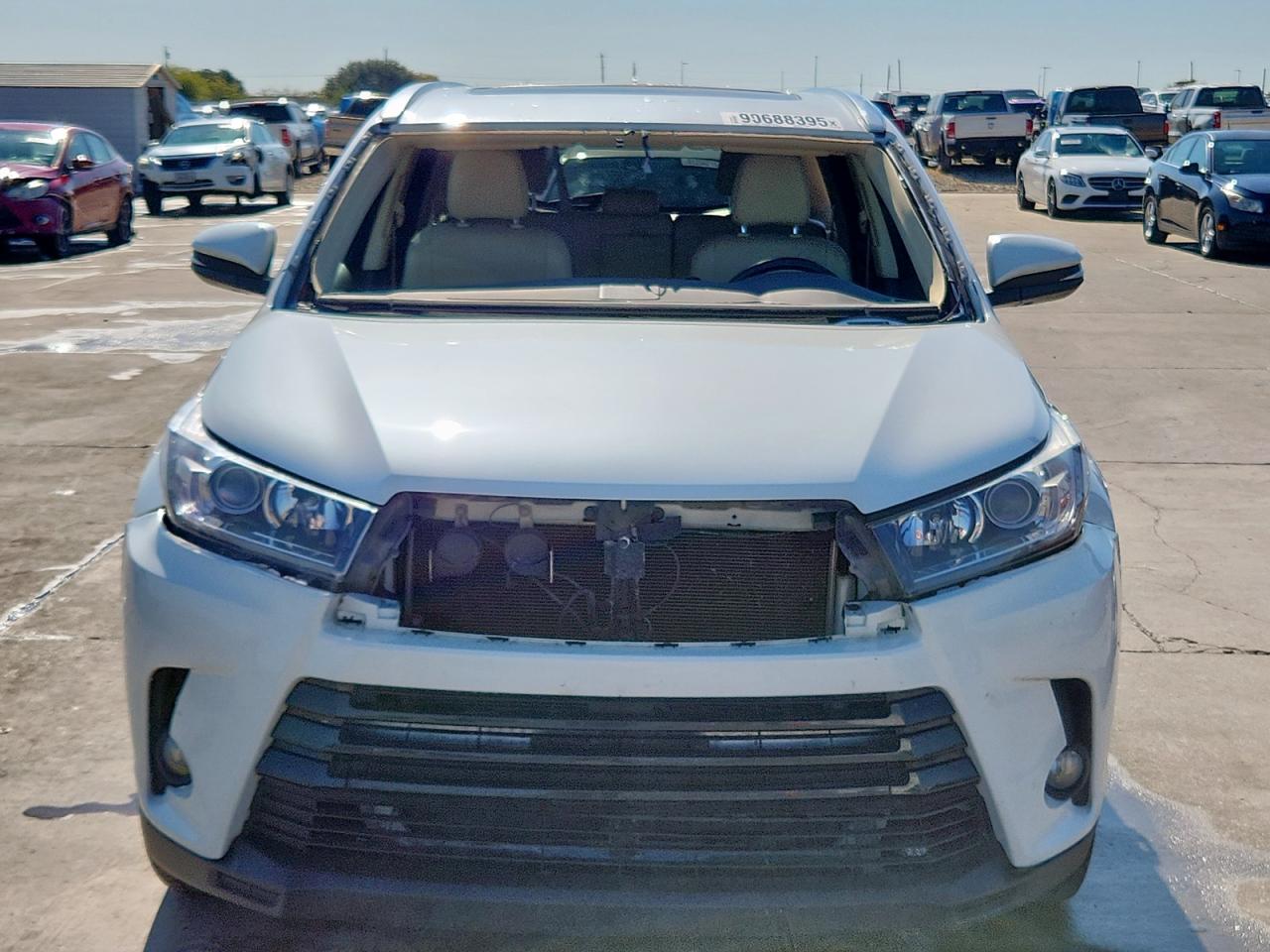 TOYOTA HIGHLANDER LIMITED