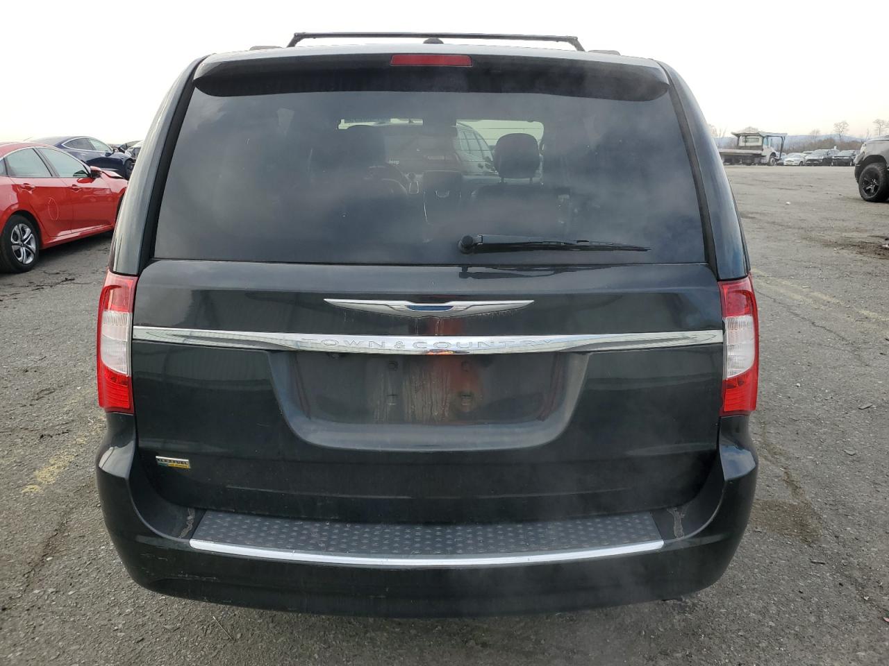 CHRYSLER TOWN & COUNTRY TOURING