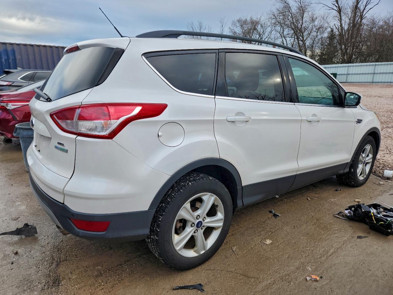 FORD ESCAPE SE
