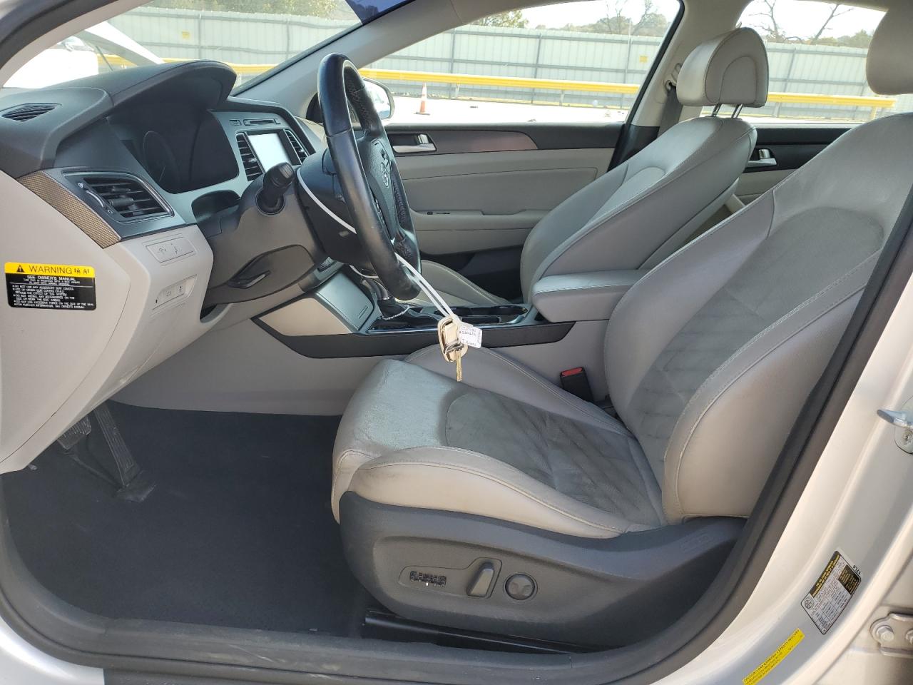 HYUNDAI SONATA SPORT