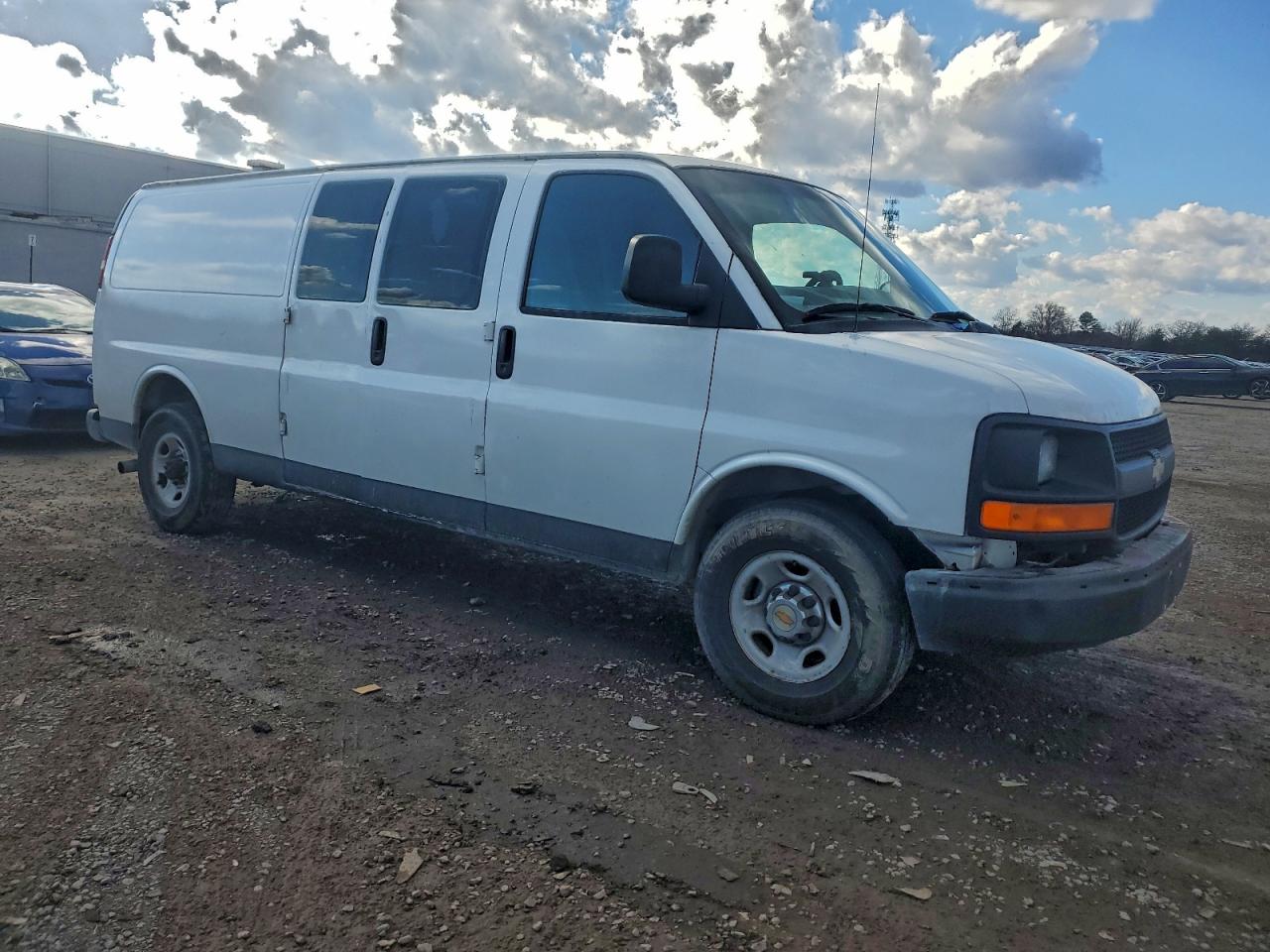 Lot #3302749044 2003 CHEVROLET EXPRESS