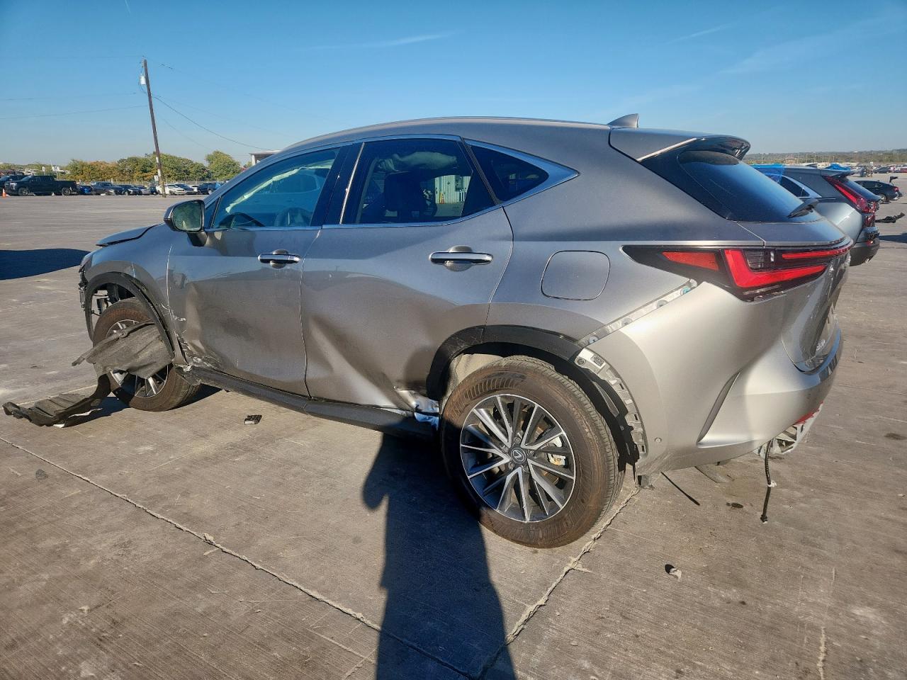 LEXUS NX 350H BASE