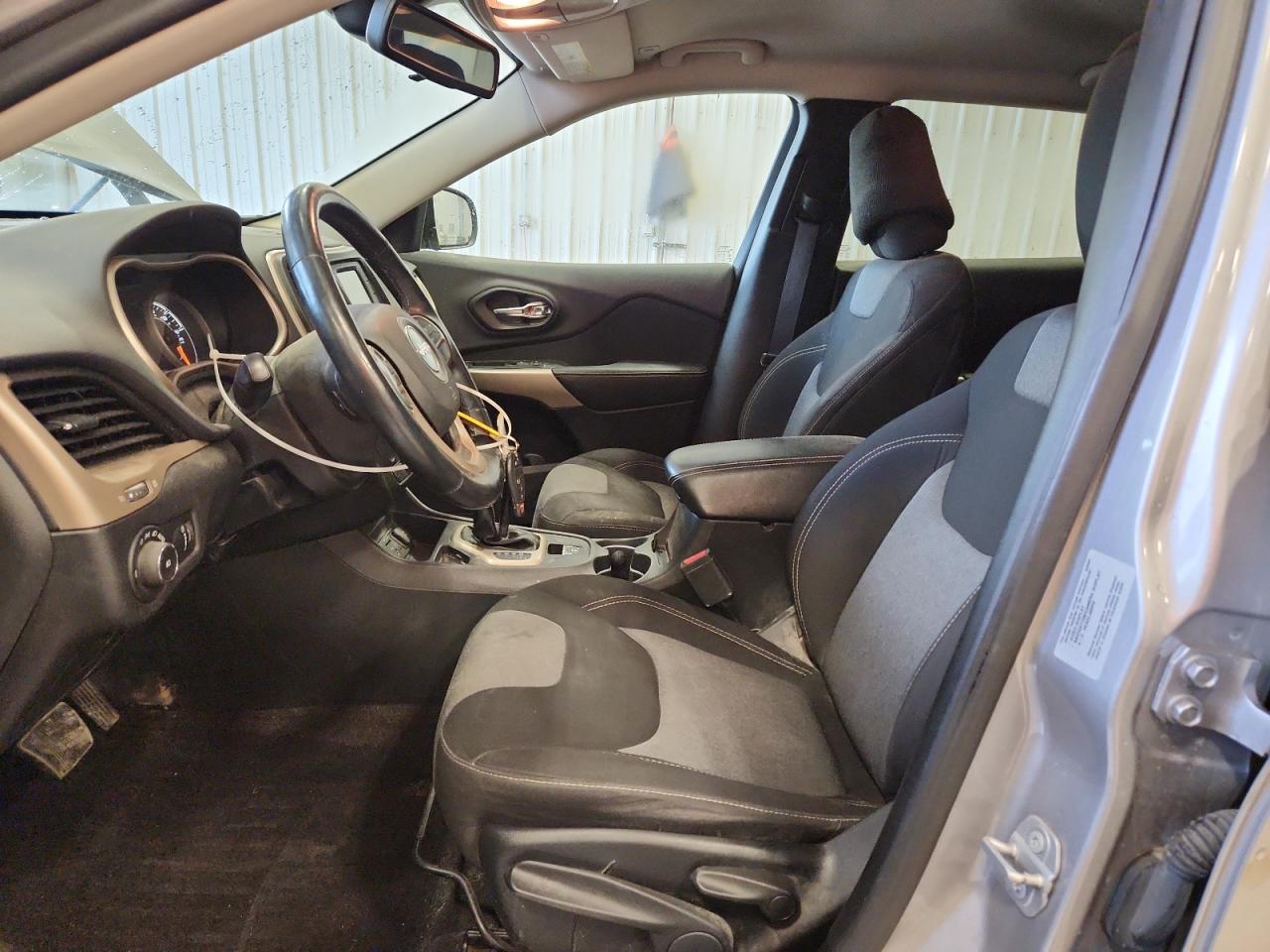 JEEP GRAND CHEROKEE LATITUDE