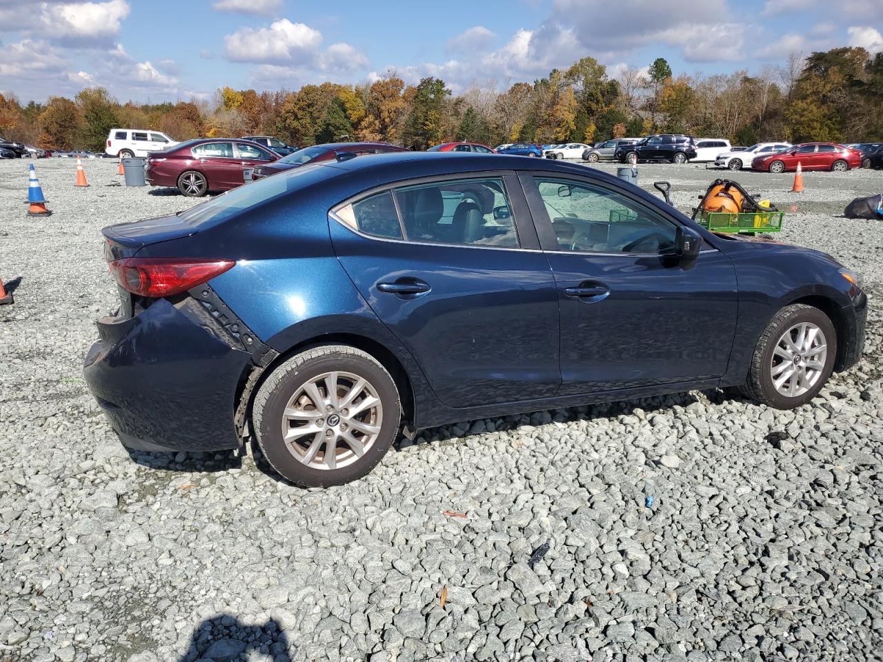 MAZDA 3 GRAND TOURING