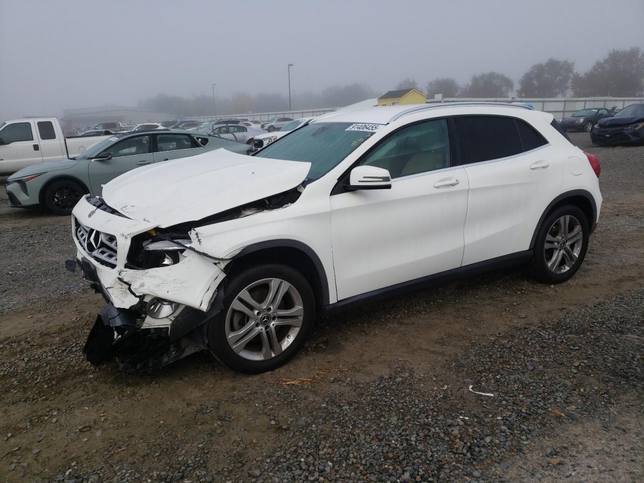 MERCEDES-BENZ GLA-CLASS 250