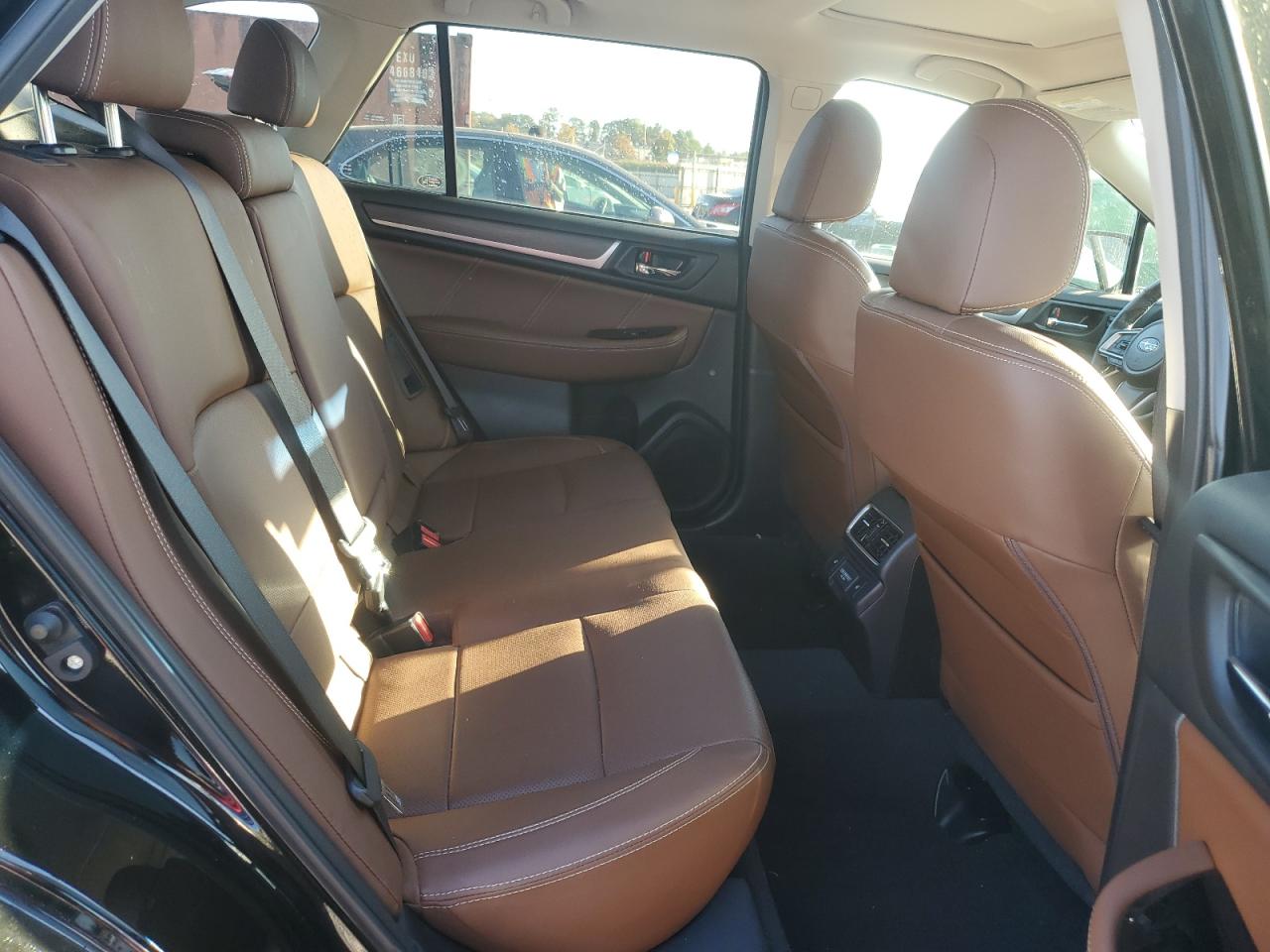 SUBARU OUTBACK TOURING