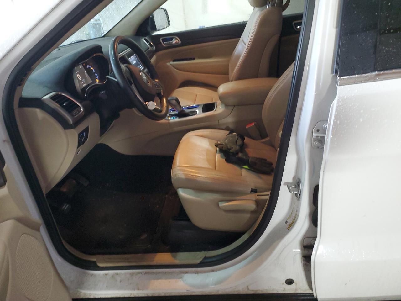 JEEP GRAND CHEROKEE LAREDO