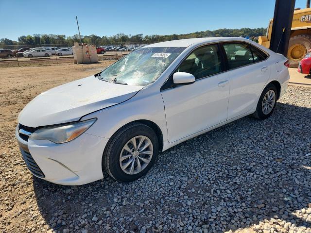 2015 TOYOTA CAMRY LE #3285736660