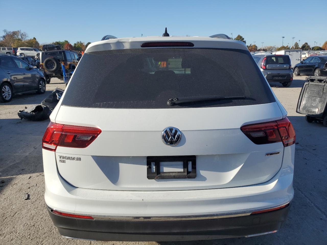 VOLKSWAGEN TIGUAN SE