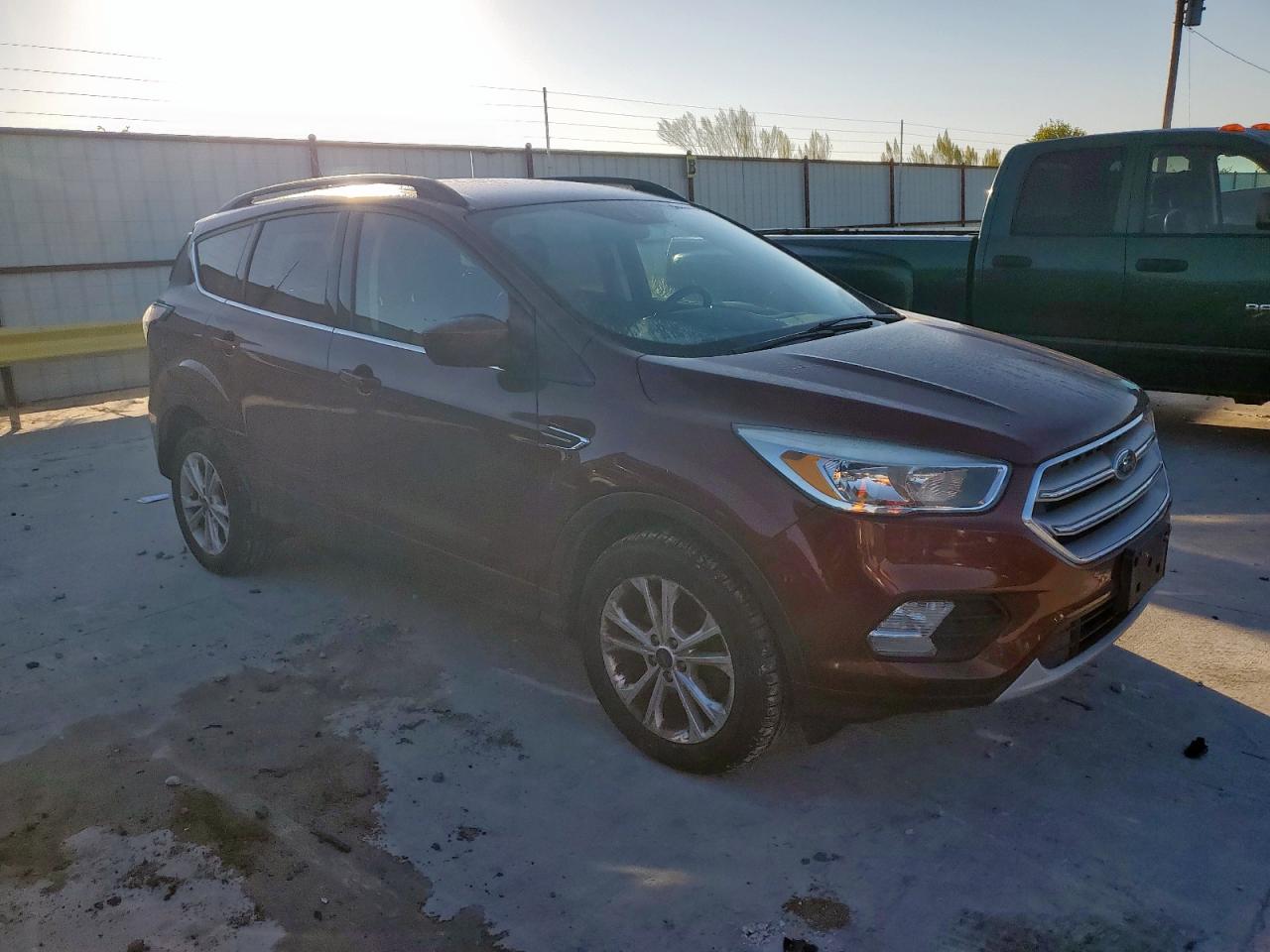 FORD ESCAPE SE