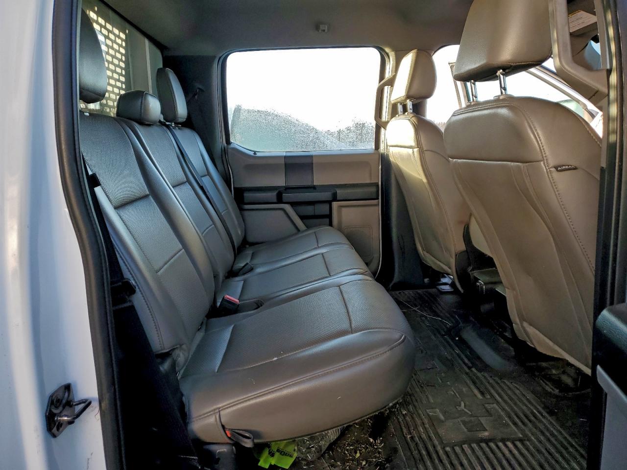 FORD F-550 SUPER DUTY