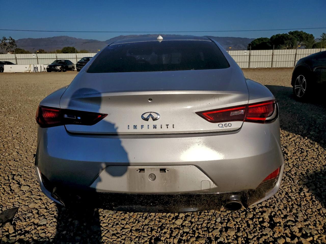 INFINITI Q60 LUXE 300