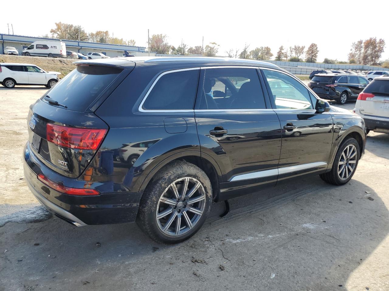 AUDI Q7 PREMIUM PLUS