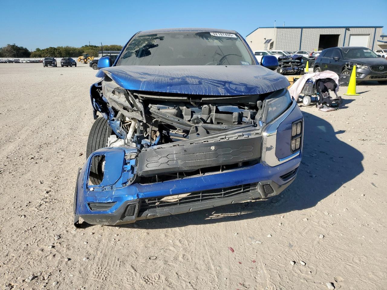 MITSUBISHI OUTLANDER ES