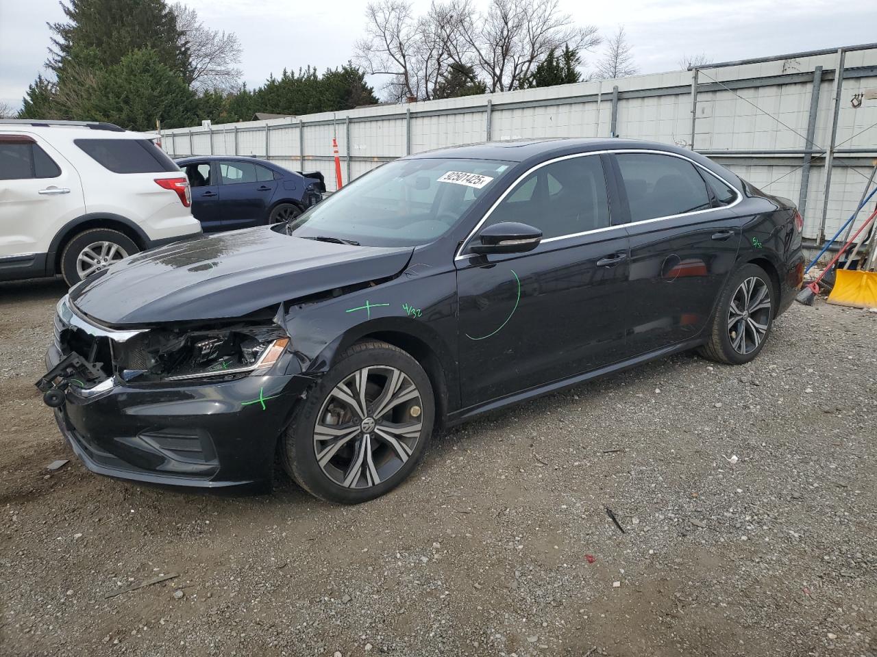 VOLKSWAGEN PASSAT SE