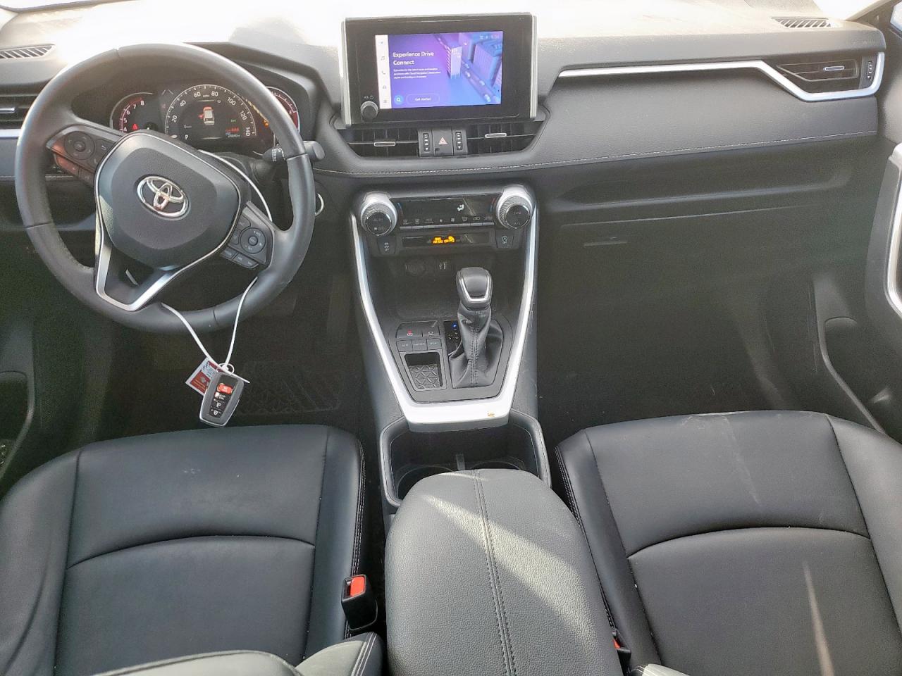 TOYOTA RAV4 XLE PREMIUM