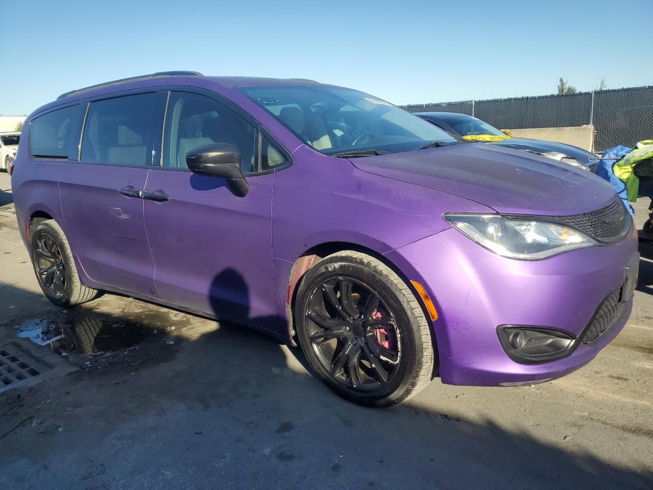 CHRYSLER PACIFICA TOURING L