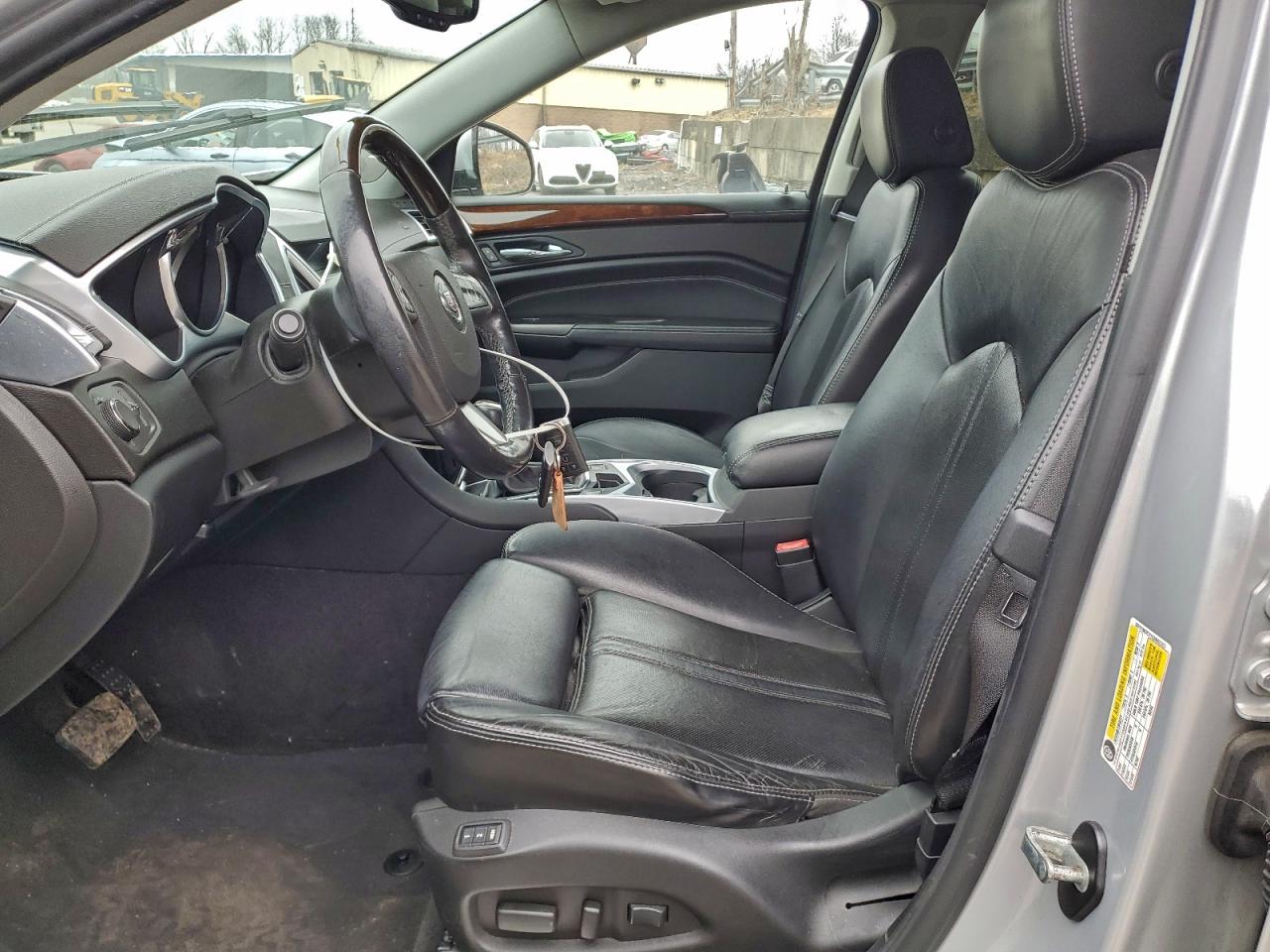 CADILLAC SRX LUXURY COLLECTION