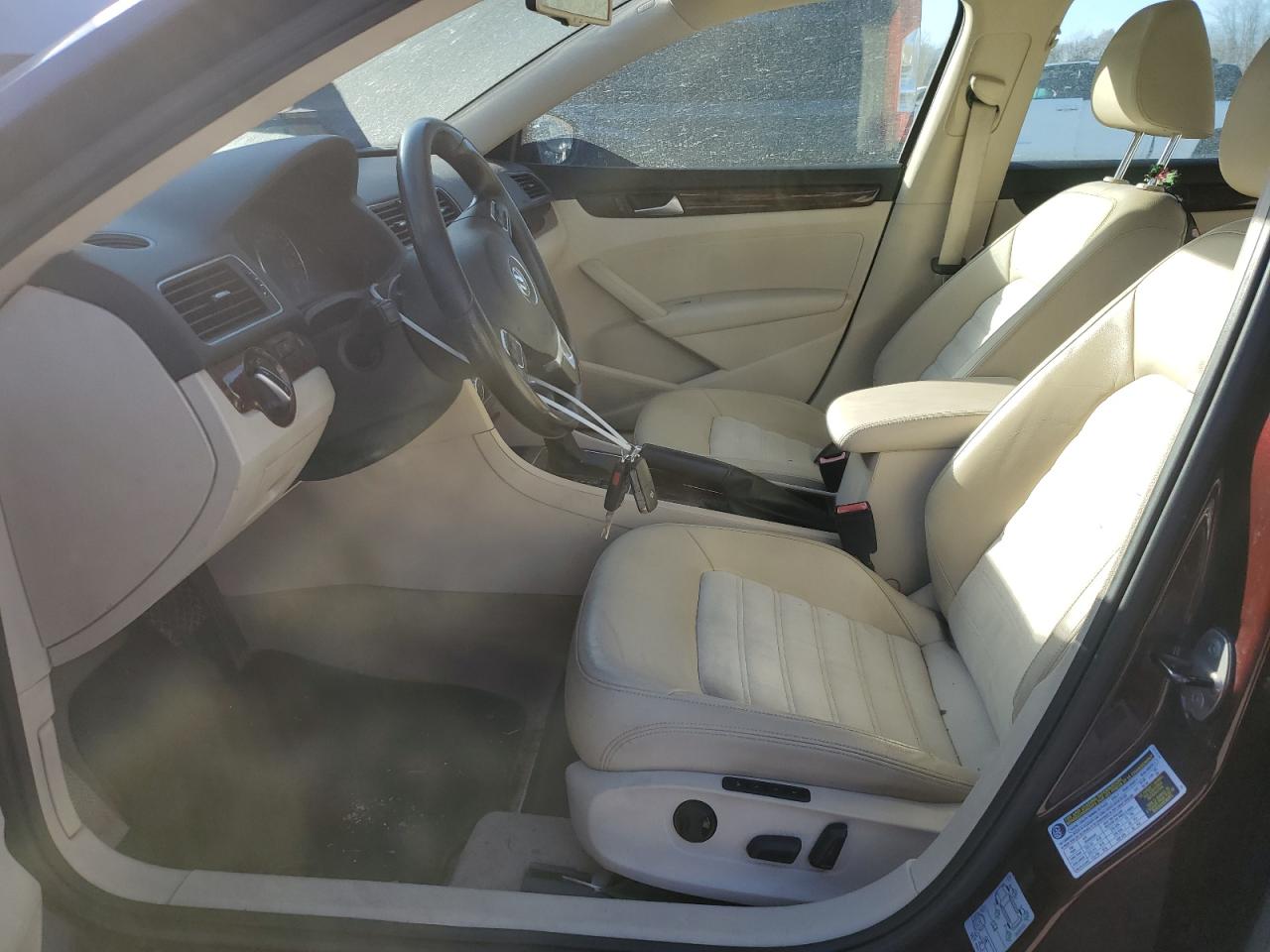 VOLKSWAGEN PASSAT SEL