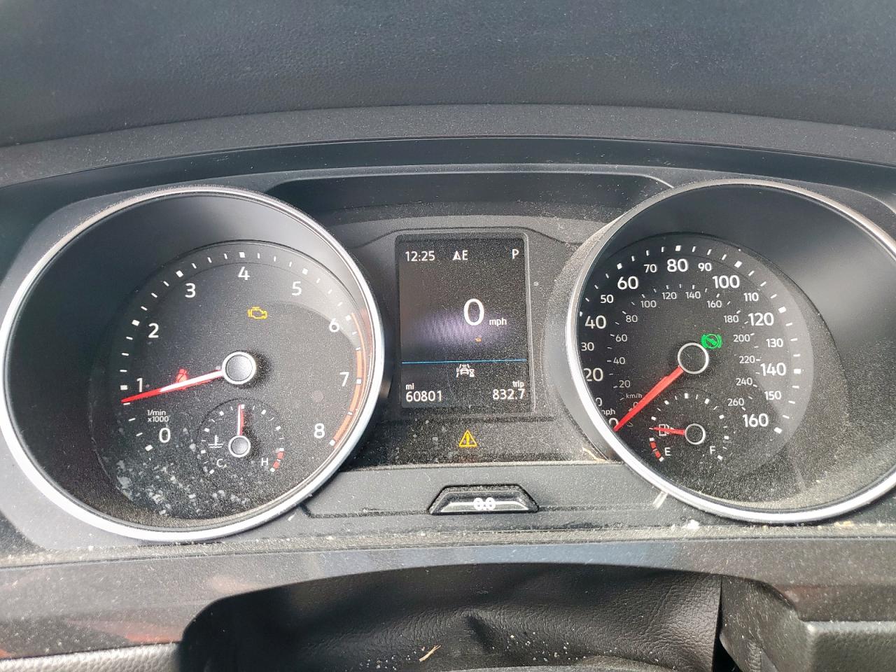 VOLKSWAGEN TIGUAN SE