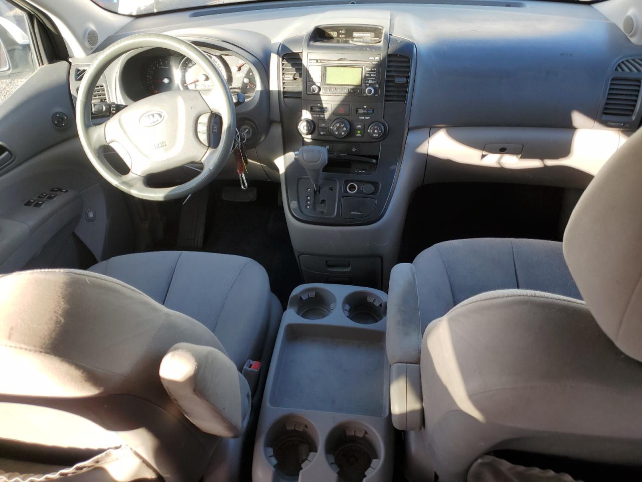 Lot #3296426651 2010 KIA SEDONA LX