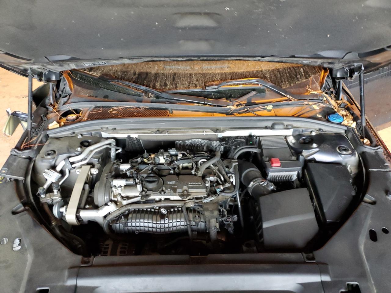 VOLVO S90 T5 MOMENTUM