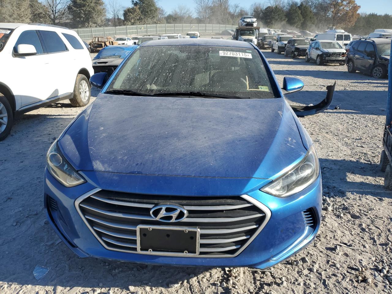HYUNDAI ELANTRA SE