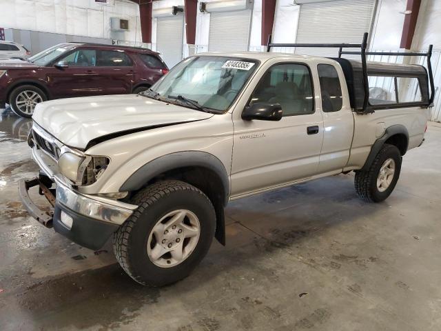 Global Auto Auctions: 2004 TOYOTA TACOMA XTR