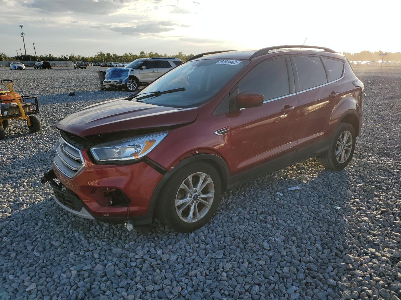 FORD ESCAPE SE