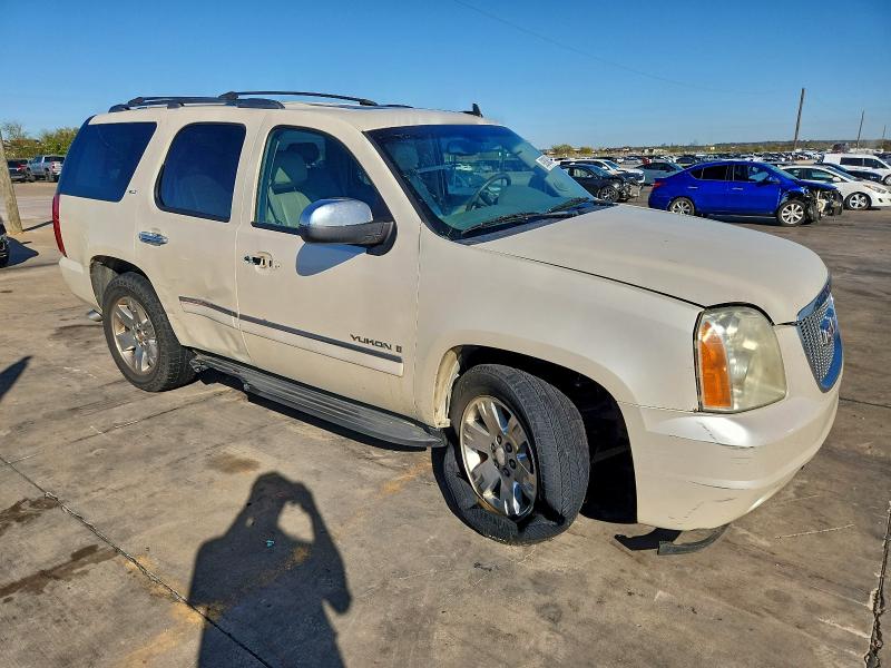 2009 GMC YUKON SLT #3317851911