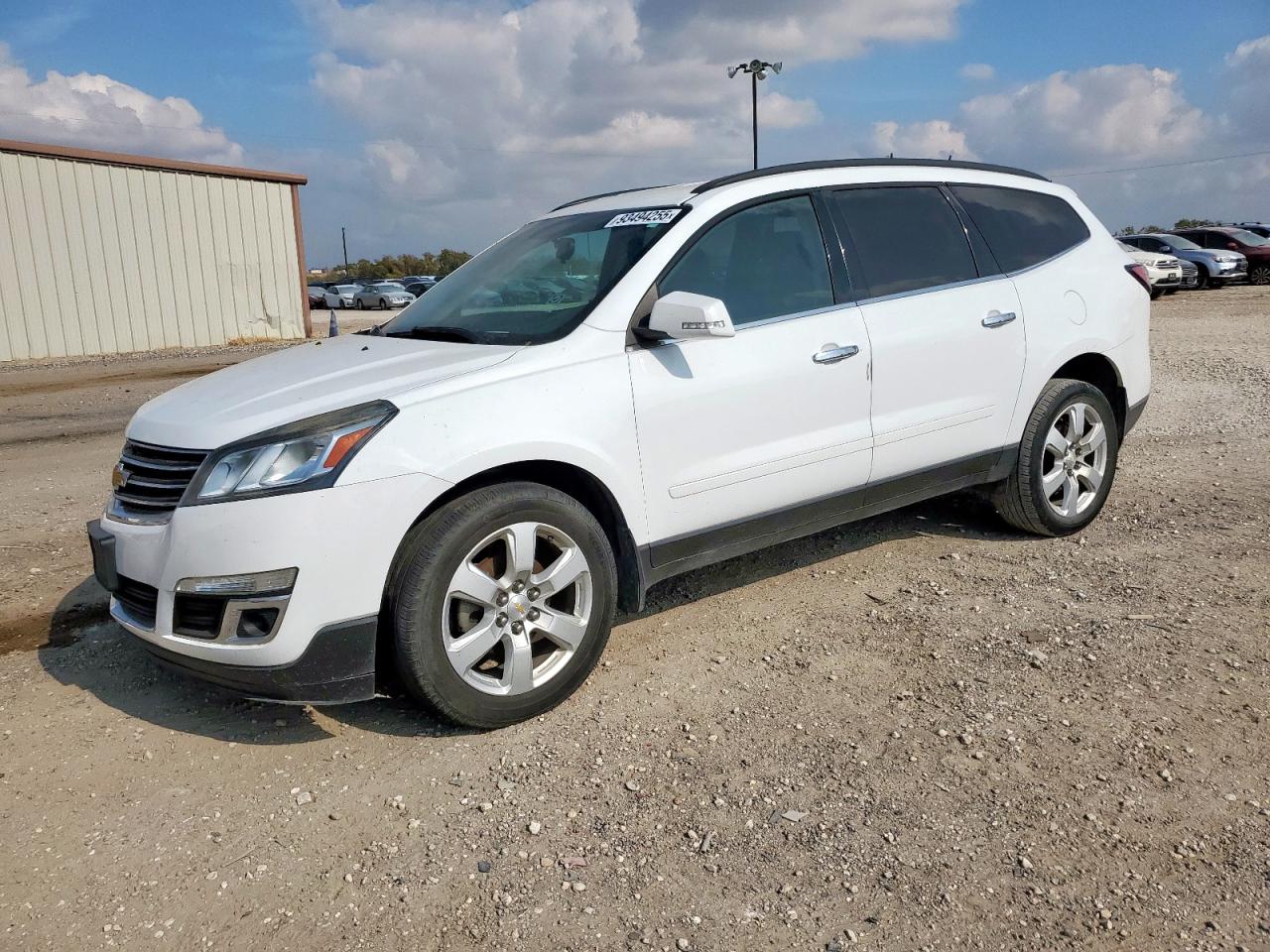 CHEVROLET TRAVERSE LT