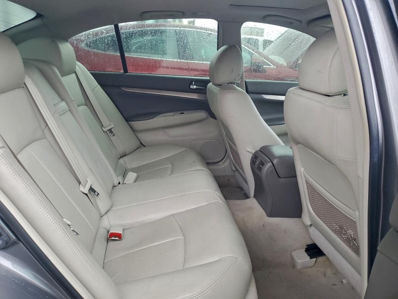 2015 INFINITI Q40 #3305430434