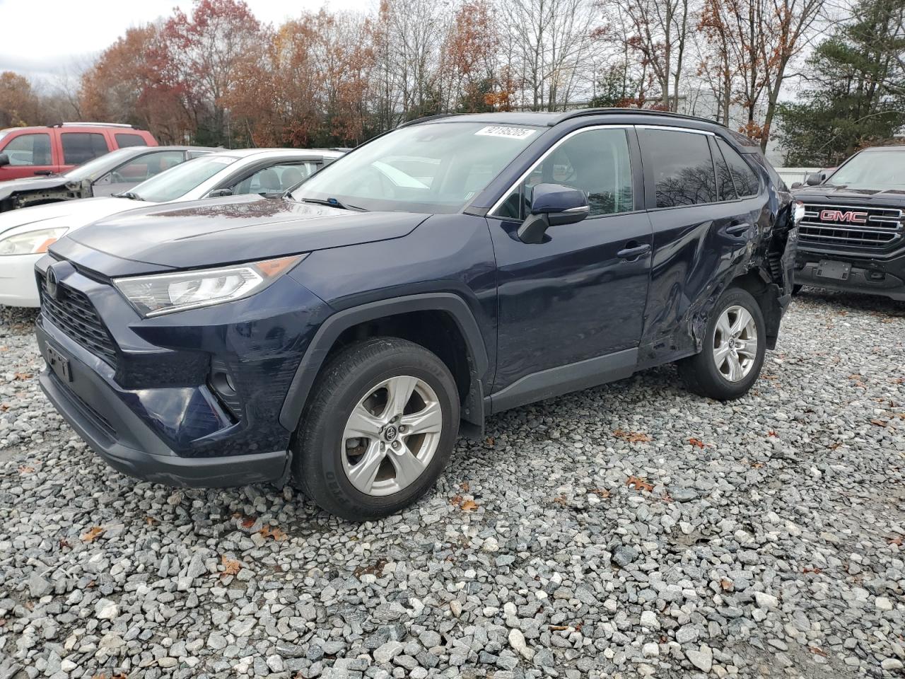 TOYOTA RAV4 XLE