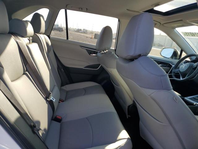 2025 TOYOTA RAV4 XLE #3284116580